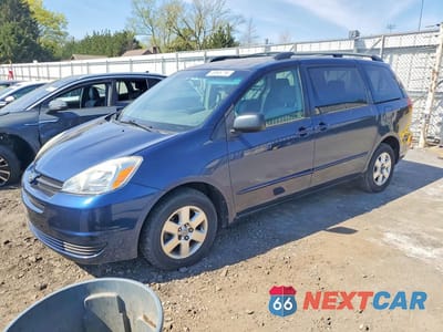 2004 TOYOTA SIENNA LE 7 PASSENGER 5TDZA23C44S209556 - główne zdjęcie licytacji z USA - miniatura