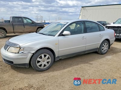 1999 VOLKSWAGEN PASSAT GLS WVWAD63B5XE321862 - główne zdjęcie licytacji z USA - miniatura