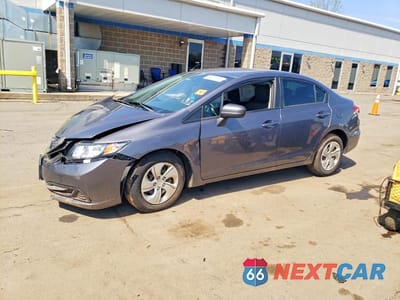 2015 HONDA CIVIC LX 19XFB2F50FE237347 - główne zdjęcie licytacji z USA - miniatura