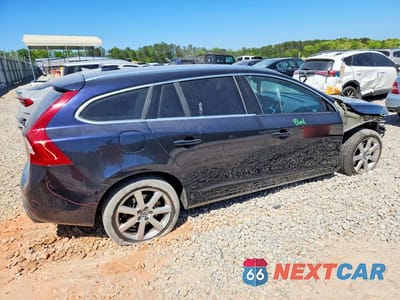 Trzecie zdjęcie samochodu z tyłu: 2016 VOLVO V60 T5 PREMIER VIN:YV140MEK1G1304780 - miniatura