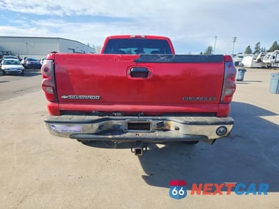 Zdjęcie 6 z 12 samochodu: 2003 CHEVROLET SILVERADO K2500 HEAVY DUTY VIN:1GCHK291X3E131027 - miniatura