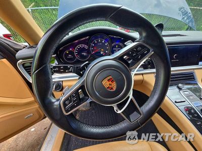 Zdjęcie 8 z 13 samochodu: 2018 PORSCHE PANAMERA 4 SPORT TURISMO VIN:WP0CA2A73JL180544 - miniatura