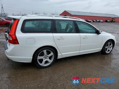 Trzecie zdjęcie samochodu z tyłu: 2010 VOLV V70 VIN:YV1982BW7A1136239 - miniatura