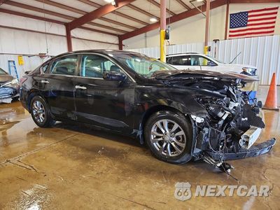 Czwarte zdjęcie samochodu z boku: 2015 NISSAN ALTIMA 2.5 S VIN:1N4AL3AP0FC419777 - miniatura