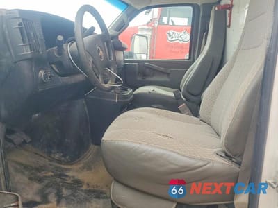 Zdjęcie 7 z 12 samochodu: 2019 CHEV EXPRESS G4500 VIN:1HA6GUCG3KN010657 - miniatura