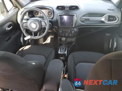 Zdjęcie 8 z 13 samochodu: 2021 JEEP RENEGADE LATITUDE VIN:ZACNJCBB8MPN13447 - miniatura