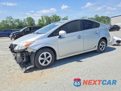 2015 TOYOTA PRIUS TWO JTDKN3DU5F1974830 - główne zdjęcie licytacji z USA - miniatura