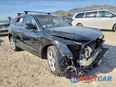 Czwarte zdjęcie samochodu z boku: 2017 AUDI Q5 PREMIUM PLUS VIN:WA1M2AFP7HA030764 - miniatura