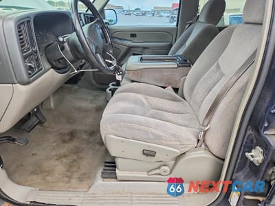 Zdjęcie 7 z 12 samochodu: 2005 CHEVROLET AVALANCHE C1500 VIN:3GNEC12Z35G204011 - miniatura