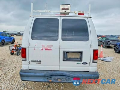 Zdjęcie 6 z 13 samochodu: 2014 FORD E250 UTILITY / SERVICE VAN VIN:1FTNE2EL9EDA47517 - miniatura
