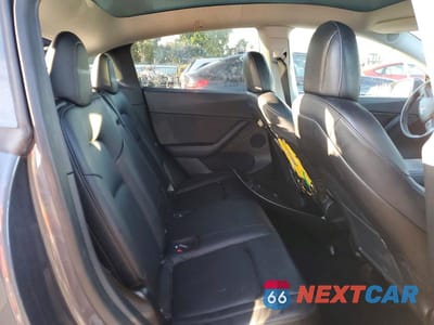 Zdjęcie 11 z 13 samochodu: 2020 TESLA MODEL Y VIN:5YJYGDEE7LF031486 - miniatura