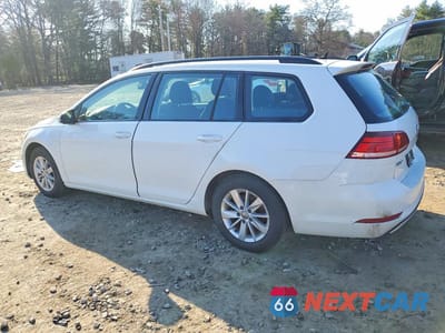 Drugie zdjęcie samochodu z przodu: 2018 VOLKSWAGEN GOLF SPORTWAGEN S VIN:3VW717AU3JM768198 - miniatura