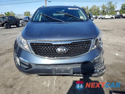 Piąte zdjęcie samochodu w środku: 2015 KIA SPORTAGE EX VIN:KNDPC3AC9F7761349 - miniatura