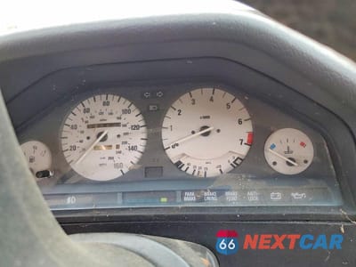 Zdjęcie 9 z 13 samochodu: 1990 BMW 3 SERIES VIN:WBABB1303J8271235 - miniatura