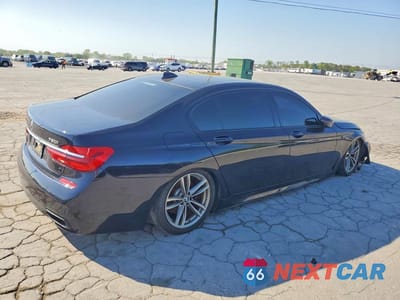 Trzecie zdjęcie samochodu z tyłu: 2017 BMW 750 XI VIN:WBA7F2C52HG421718 - miniatura