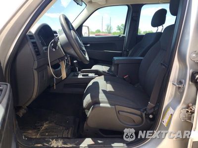 Zdjęcie 7 z 12 samochodu: 2012 JEEP LIBERTY SPORT VIN:1C4PJMAK4CW190079 - miniatura
