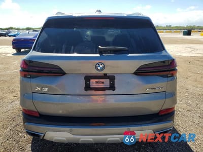 Zdjęcie 6 z 12 samochodu: 2025 BMW X5 XDRIVE50E VIN:5UX43EU04S9Y94498 - miniatura