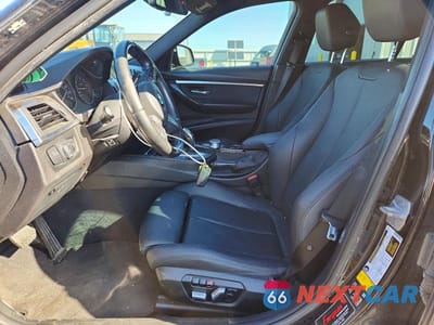 Zdjęcie 7 z 12 samochodu: 2018 BMW 330 XI VIN:WBA8D9G52JNU71498 - miniatura