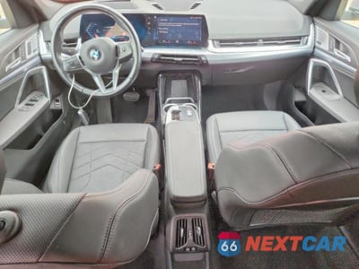 Zdjęcie 8 z 13 samochodu: 2023 BMW X1 XDRIVE28I VIN:WBX73EF08P5W92826 - miniatura