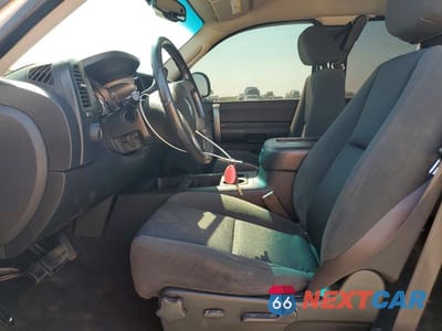 Zdjęcie 7 z 12 samochodu: 2008 CHEVROLET SILVERADO K1500 VIN:1GCEK19068Z292138 - miniatura