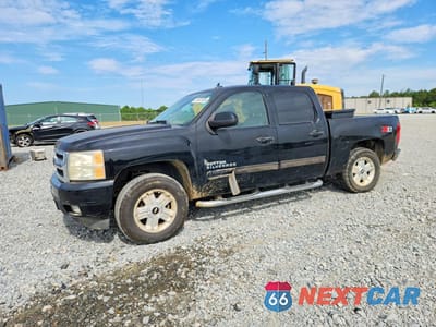 2010 CHEVROLET SILVERADO K1500 LTZ 3GCRKTE32AG240525 - główne zdjęcie licytacji z USA - miniatura