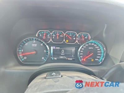 Zdjęcie 9 z 13 samochodu: 2018 CHEVROLET TAHOE POLICE VIN:1GNSKDEC9JR214244 - miniatura