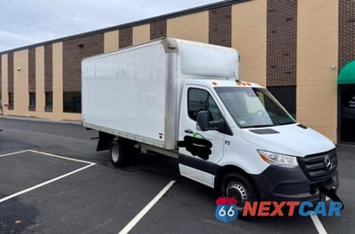 2021 MERCEDES-BENZ SPRINTER 4500 W1X9D33Y4MN133545 - główne zdjęcie licytacji z USA - miniatura