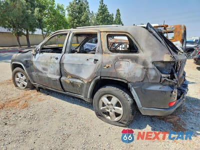 Drugie zdjęcie samochodu z przodu: 2011 JEEP GRAND CHEROKEE LAREDO VIN:1J4RR4GG8BC635647 - miniatura