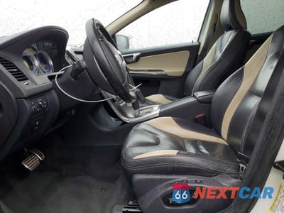 Zdjęcie 7 z 14 samochodu: 2012 VOLVO XC60 T6 VIN:YV4902DZ6C2339704 - miniatura