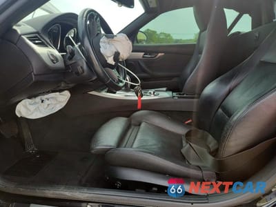 Zdjęcie 7 z 12 samochodu: 2015 BMW Z4 SDRIVE35I VIN:WBALM7C52FJ798874 - miniatura