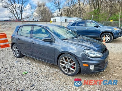 Czwarte zdjęcie samochodu z boku: 2013 VOLKSWAGEN GTI VIN:WVWHD7AJ9DW132524 - miniatura
