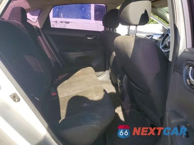 Zdjęcie 10 z 12 samochodu: 2019 NISSAN SENTRA S VIN:3N1AB7AP9KY243885 - miniatura