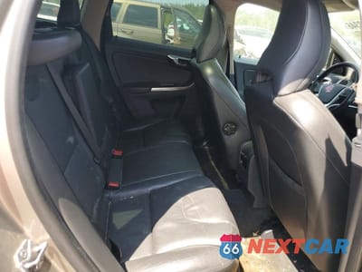 Zdjęcie 10 z 12 samochodu: 2014 VOLVO XC60 T6 VIN:YV4902DZ2E2533200 - miniatura