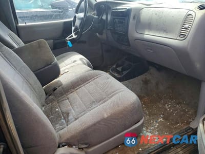 Zdjęcie 9 z 12 samochodu: 1996 FORD RANGER SUPER CAB VIN:1FTCR14U0TPB03145 - miniatura