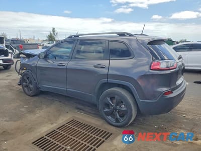 Drugie zdjęcie samochodu z przodu: 2021 JEEP CHEROKEE LATITUDE PLUS VIN:1C4PJLLB9MD208581 - miniatura