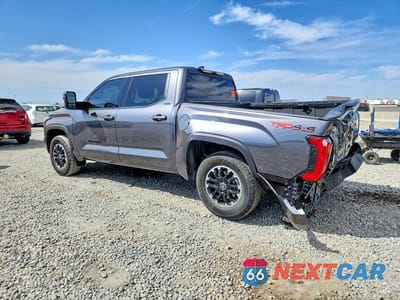Drugie zdjęcie samochodu z przodu: 2023 TOYOTA TUNDRA VIN:5TFLA5DB4PX124129 - miniatura