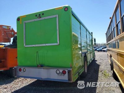 Czwarte zdjęcie samochodu z boku: 2014 INTERNATIONAL 4300 BOX TRUCK VIN:3HAMMAAN1EL497149 - miniatura