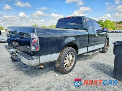 Trzecie zdjęcie samochodu z tyłu: 2002 FORD F150 VIN:1FTRX17282NC03367 - miniatura