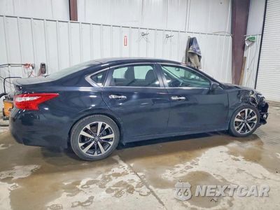 Trzecie zdjęcie samochodu z tyłu: 2016 NISSAN ALTIMA 3.5 SR VIN:1N4BL3AP3GC165827 - miniatura