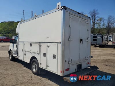 Drugie zdjęcie samochodu z przodu: 2016 CHEVROLET EXPRESS G3500 DELIVERY TRUCK VIN:1GB0GRFG1G1328721 - miniatura