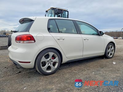 Trzecie zdjęcie samochodu z tyłu: 2010 VOLKSWAGEN GTI VIN:WVWHD7AJXAW151885 - miniatura