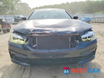 Piąte zdjęcie samochodu w środku: 2017 BMW 530 I VIN:WBAJA5C35HG893903 - miniatura