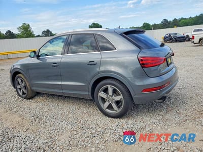 Drugie zdjęcie samochodu z przodu: 2015 AUDI Q3 PREMIUM PLUS VIN:WA1EFCFS2FR002538 - miniatura