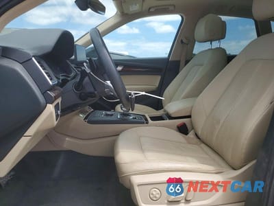 Zdjęcie 7 z 14 samochodu: 2020 AUDI Q5 PREMIUM VIN:WA1ANAFY5L2065969 - miniatura