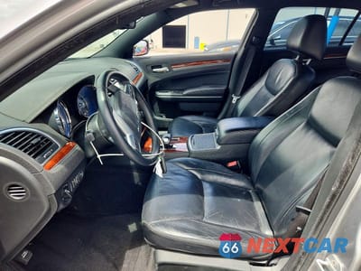 Zdjęcie 7 z 12 samochodu: 2013 CHRYSLER 300 VIN:2C3CCAAG1DH572285 - miniatura