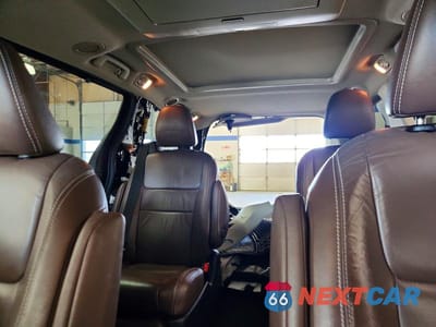 Zdjęcie 10 z 13 samochodu: 2017 TOYOTA SIENNA LIMITED PREMIUM 7-PASSENGER VIN:5TDYZ3DC8HS839756 - miniatura