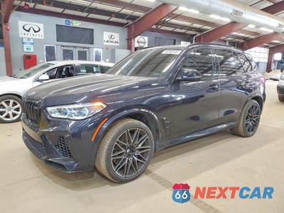 2021 BMW X5 M 5YMJU0C07M9F23158 - główne zdjęcie licytacji z USA - miniatura