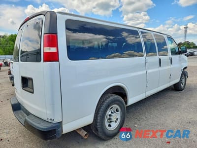 Trzecie zdjęcie samochodu z tyłu: 2014 CHEVROLET EXPRESS G3500 LS VIN:1GAZGZFA2E1140956 - miniatura