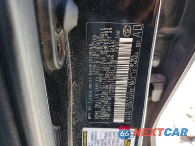 Zdjęcie 12 z 12 samochodu: 2006 TOYOTA COROLLA MATRIX XR VIN:2T1KR32E06C554050 - miniatura