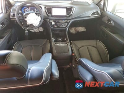 Zdjęcie 8 z 13 samochodu: 2025 CHRYSLER PACIFICA LIMITED VIN:2C4RC1GG3SR564936 - miniatura